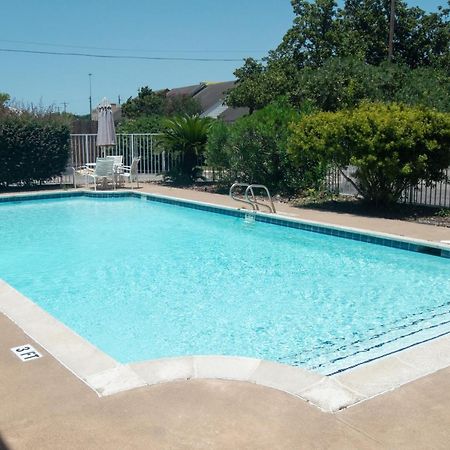 America'S Inn Houston Bagian luar foto