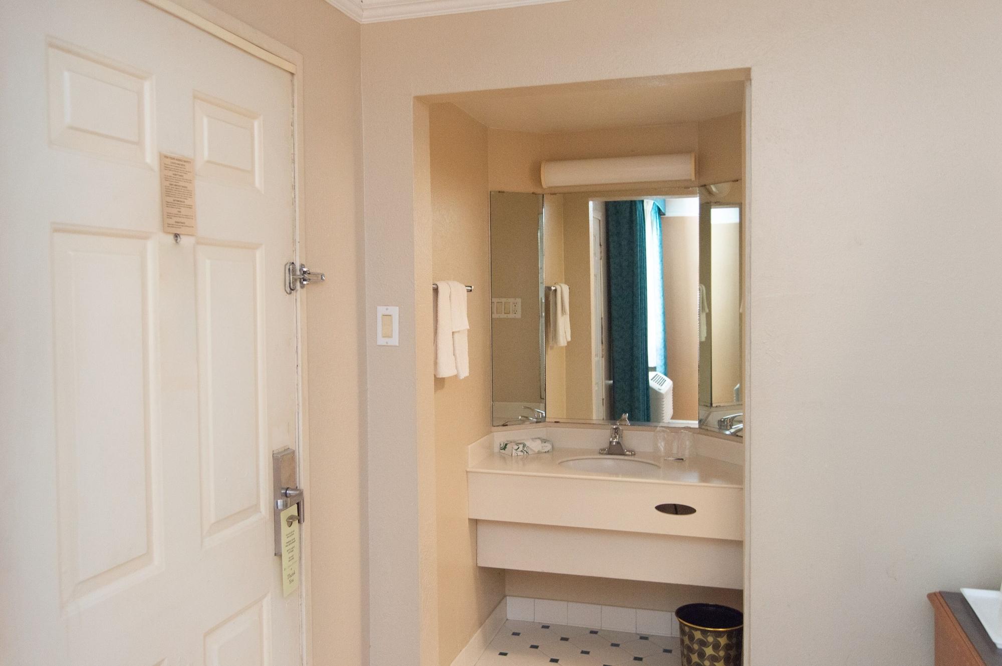America'S Inn Houston Bagian luar foto