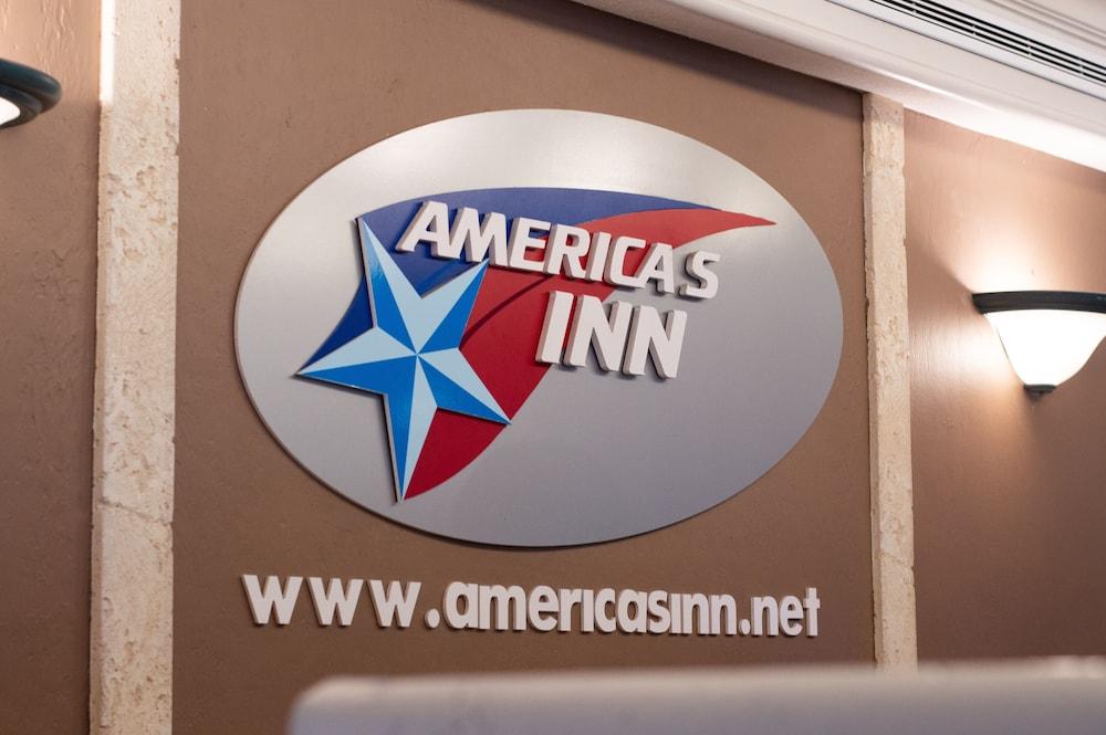 America'S Inn Houston Bagian luar foto